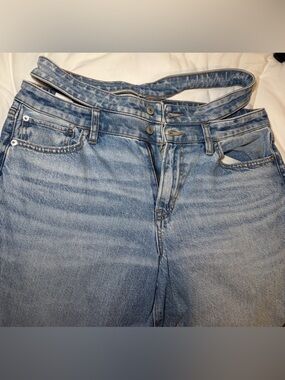 American Eagle Light Blue High-Rise Jeans